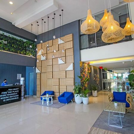 Hotel Dafam Fortuna Seturan Maguwo Esterno foto